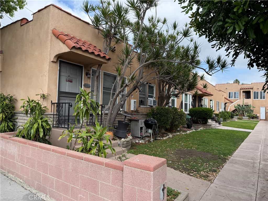 Just Listed: 6-Unit San Pedro Investment Opportunity