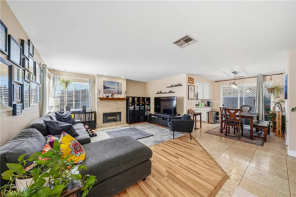 Just Listed: Coastal Living in San Pedro’s Palisades! — gallery photo 3