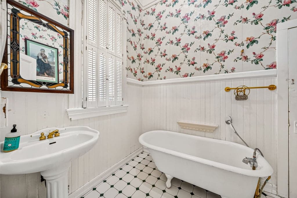 Just Listed: 1339 S Union Ave, Los Angeles — gallery photo 5