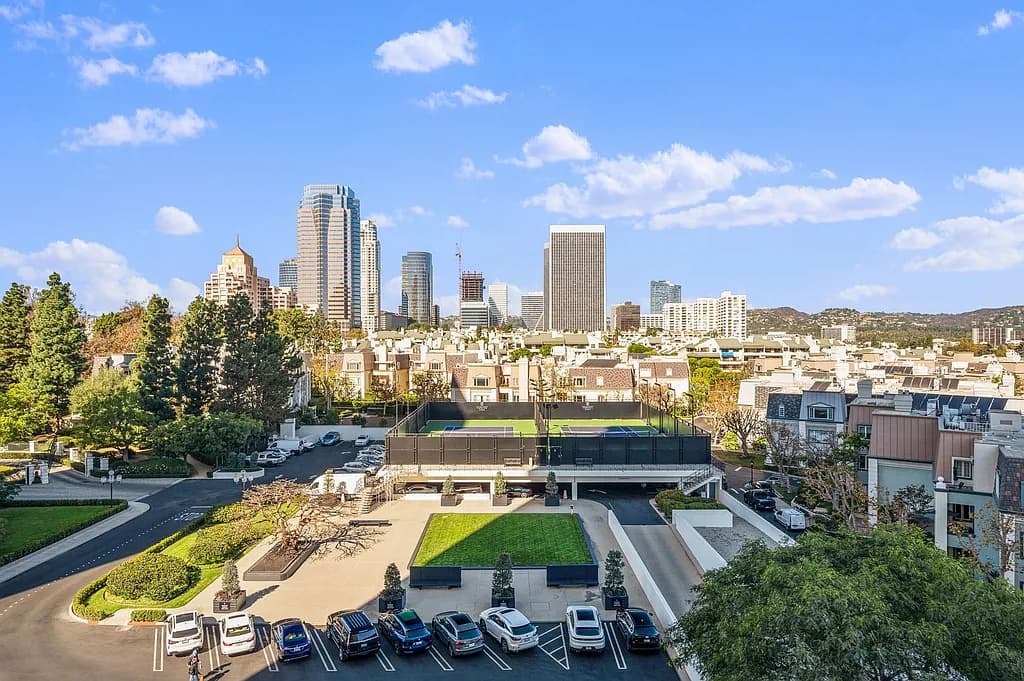 SOLD! Luxury Living in the Heart of Century City — gallery photo 5