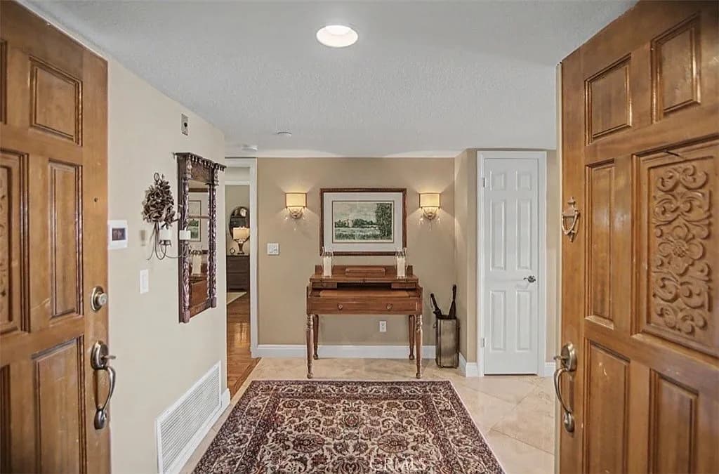 Just Listed: Stunning Ocean & Harbor View Condo — gallery photo 4