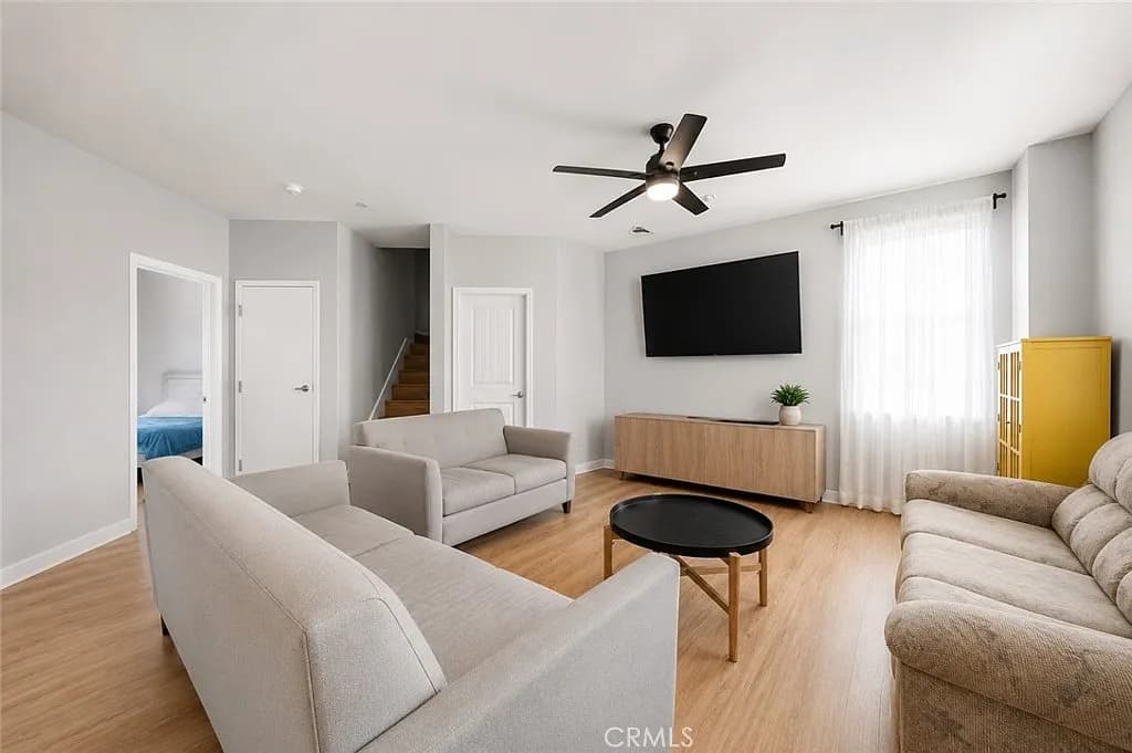 Just Listed: 4-Bedroom Gem in Old Torrance — gallery photo 3