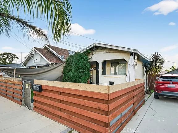 🎉 SOLD! San Pedro Duplex Closes at $645,000 — exterior view