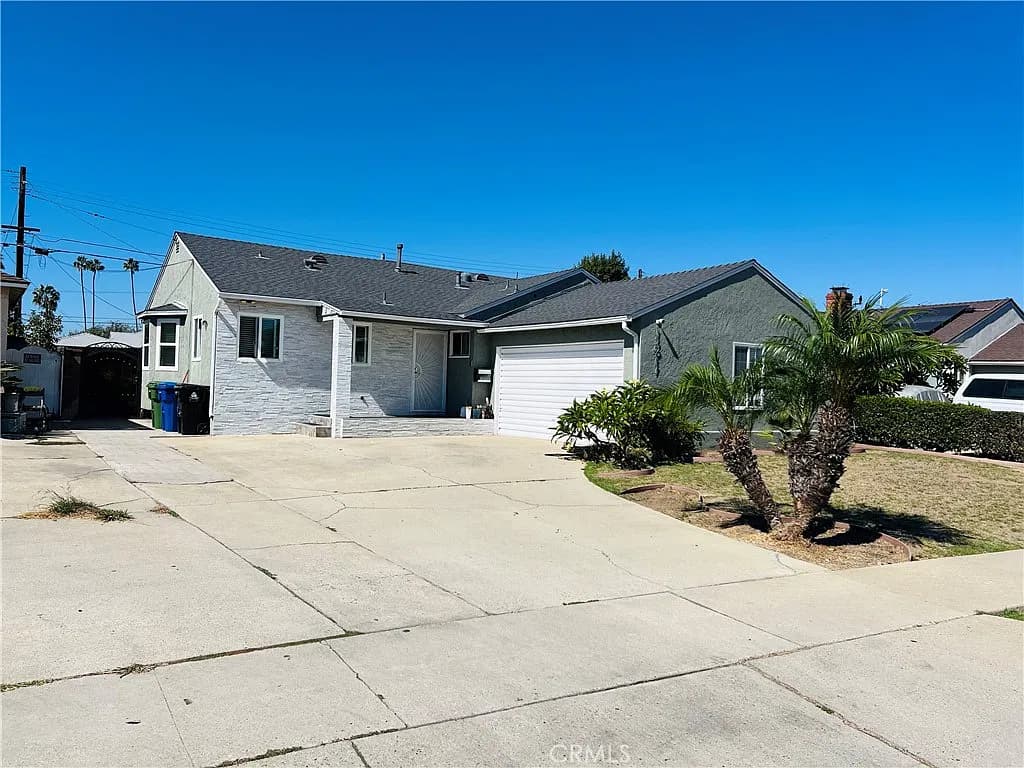 Just Listed: Charming 3-Bedroom Home in Gardena! — exterior view