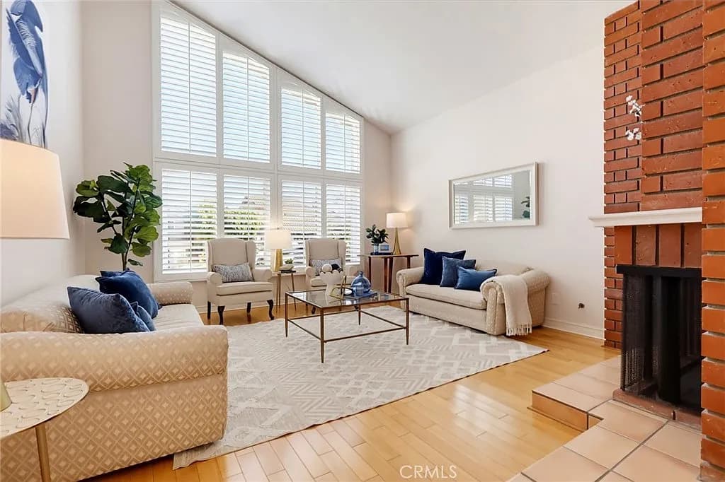 Just Listed: Beautiful Miraleste Pines Home — gallery photo 3