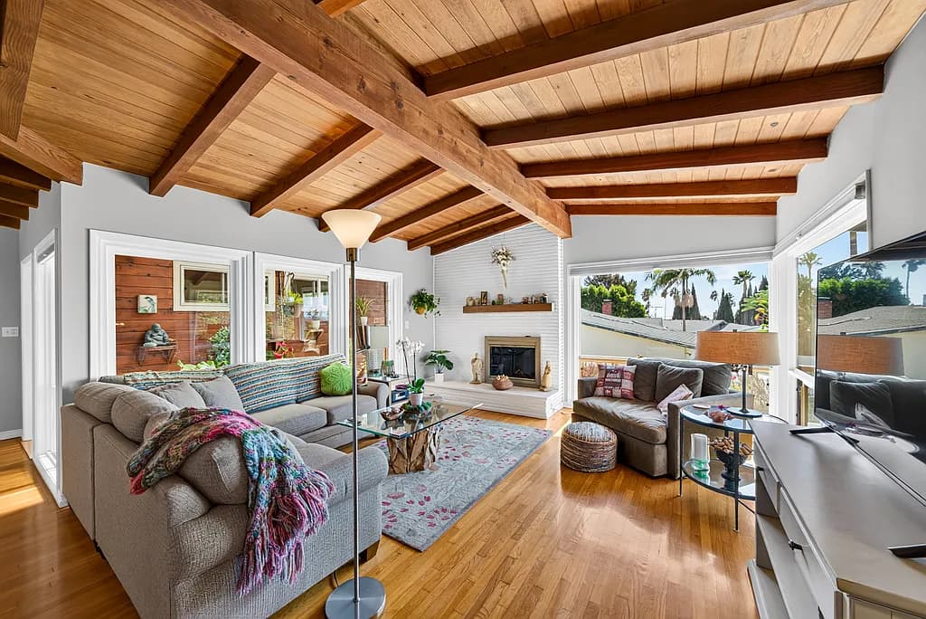 Just Listed: South Shores Home with Ocean Views — gallery photo 4