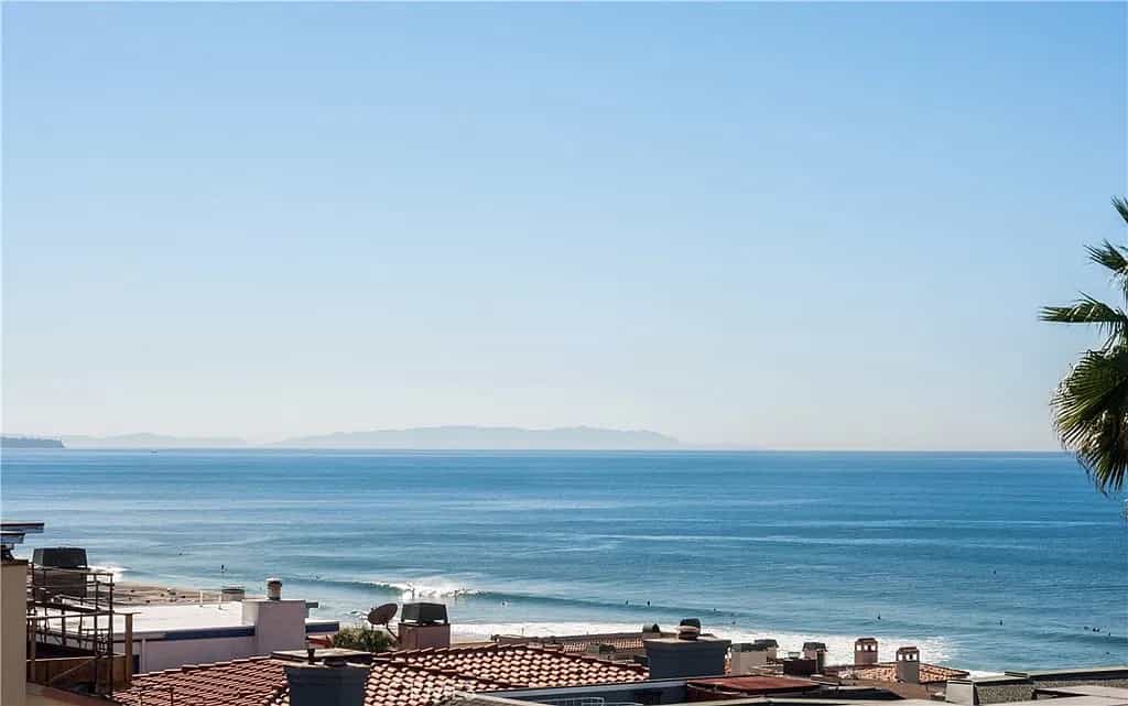 Just Listed: 216 29th Pl, Manhattan Beach