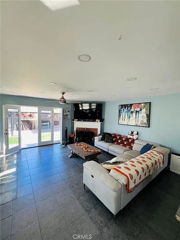Just Listed: Charming 3-Bedroom Home in Gardena! — gallery photo 5