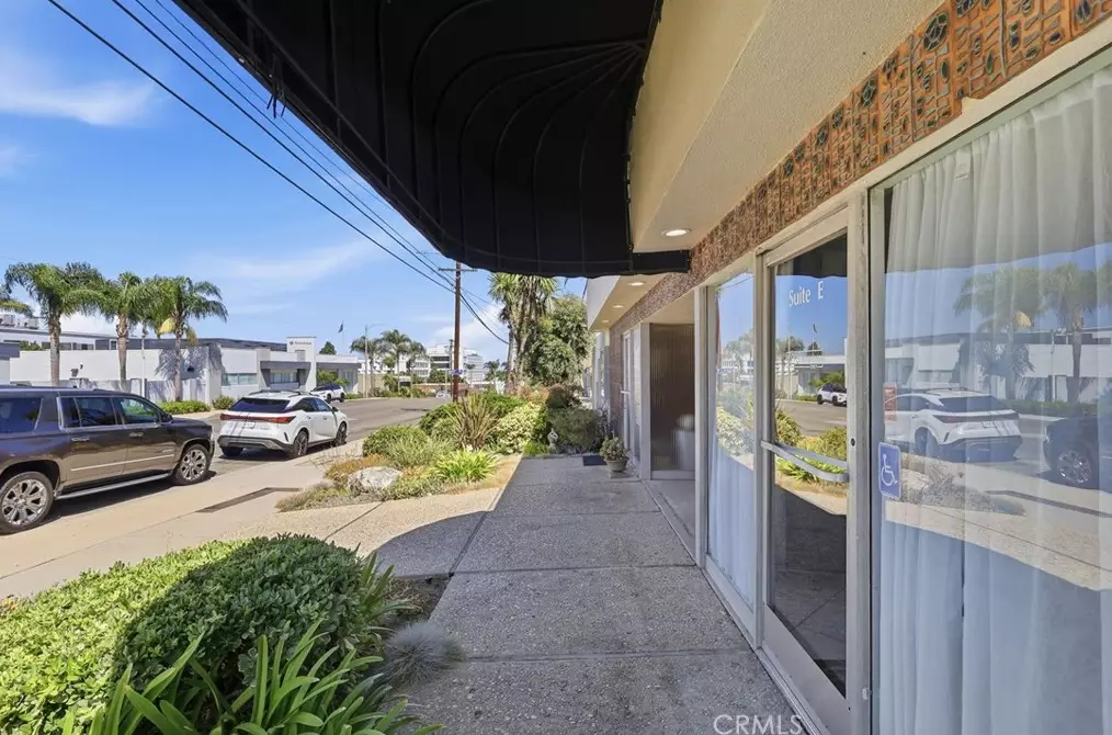 Just Listed: San Pedro Investment Opportunity — gallery photo 3