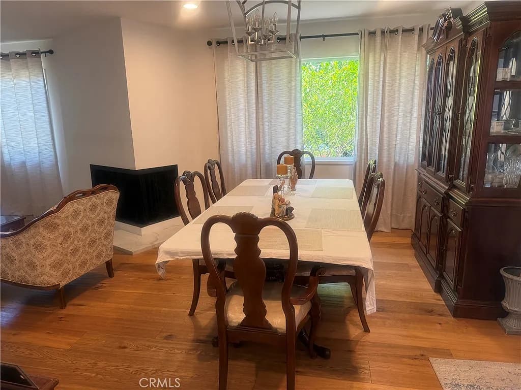 Just Listed: RPV Eastview Gem on a Quiet Cul-de-Sac — gallery photo 3
