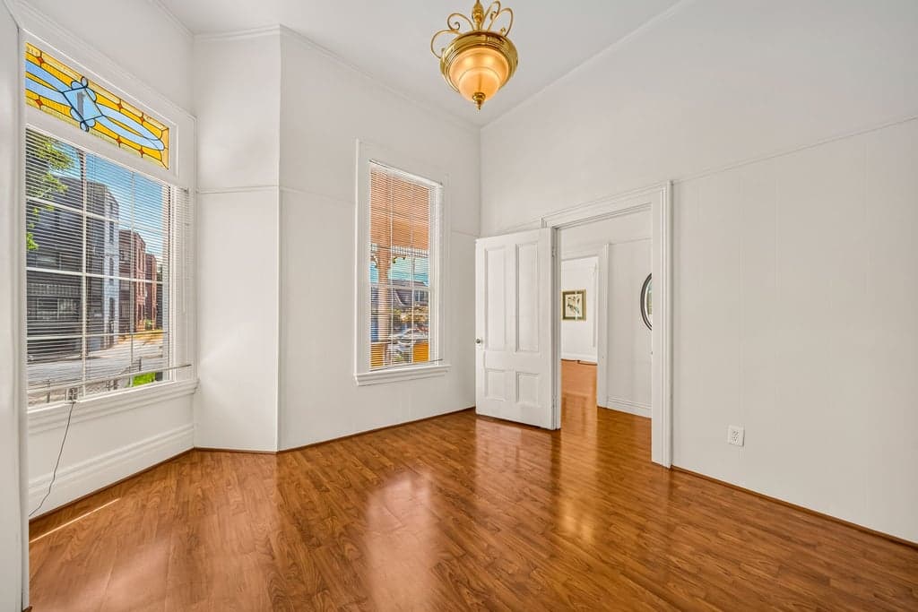 Photo of Just Listed: 1339 S Union Ave, Los Angeles