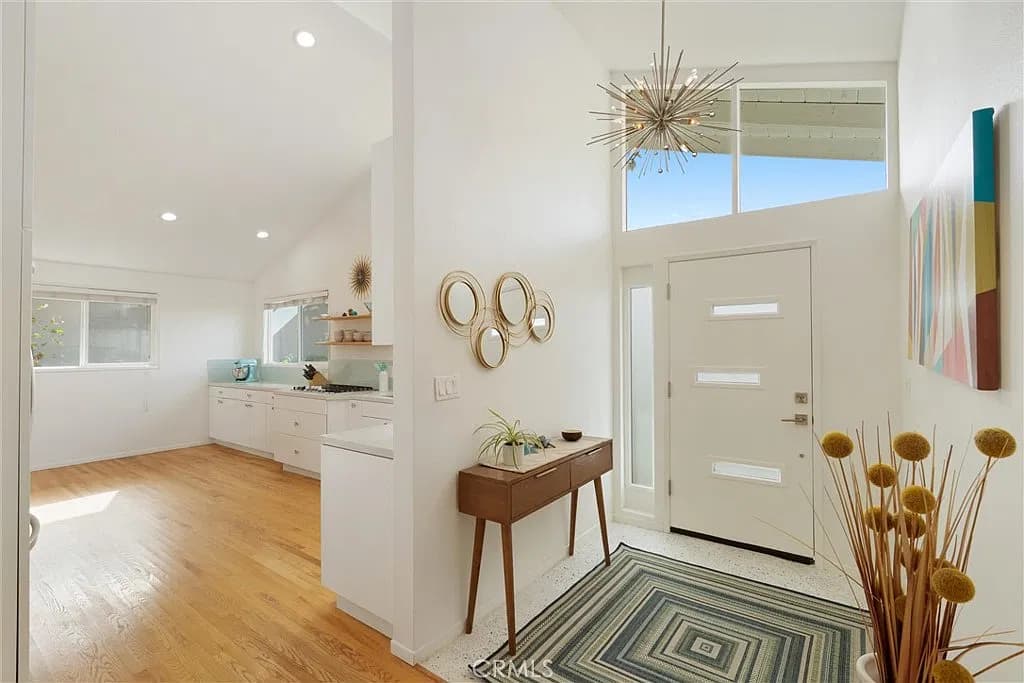 Just Listed: Mid-Century Modern Luxury with Ocean Views — gallery photo 5