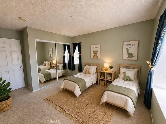 SOLD! South Bay Townhome Finds Its New Owner — gallery photo 5