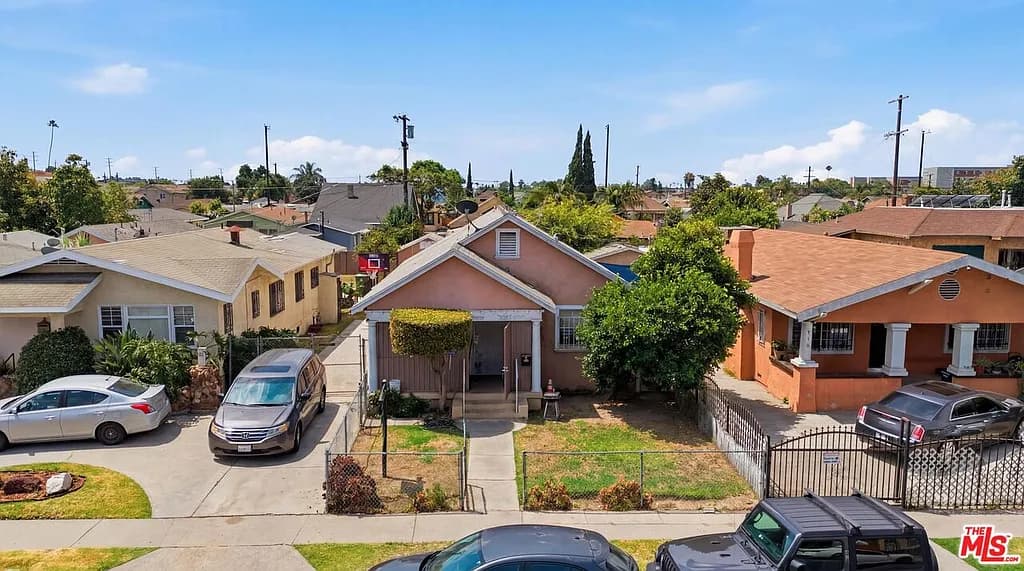 Photo of SOLD! 220 E 64th St — Opportunity Delivered