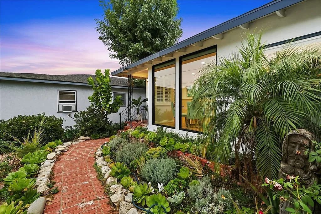 Photo of Just Listed: San Pedro Home with Income Potential