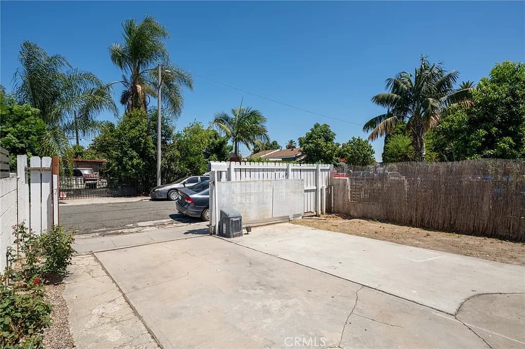 Just Listed: Updated Compton Home with Private Yard — gallery photo 4