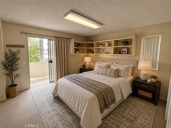 SOLD! South Bay Townhome Finds Its New Owner — gallery photo 4