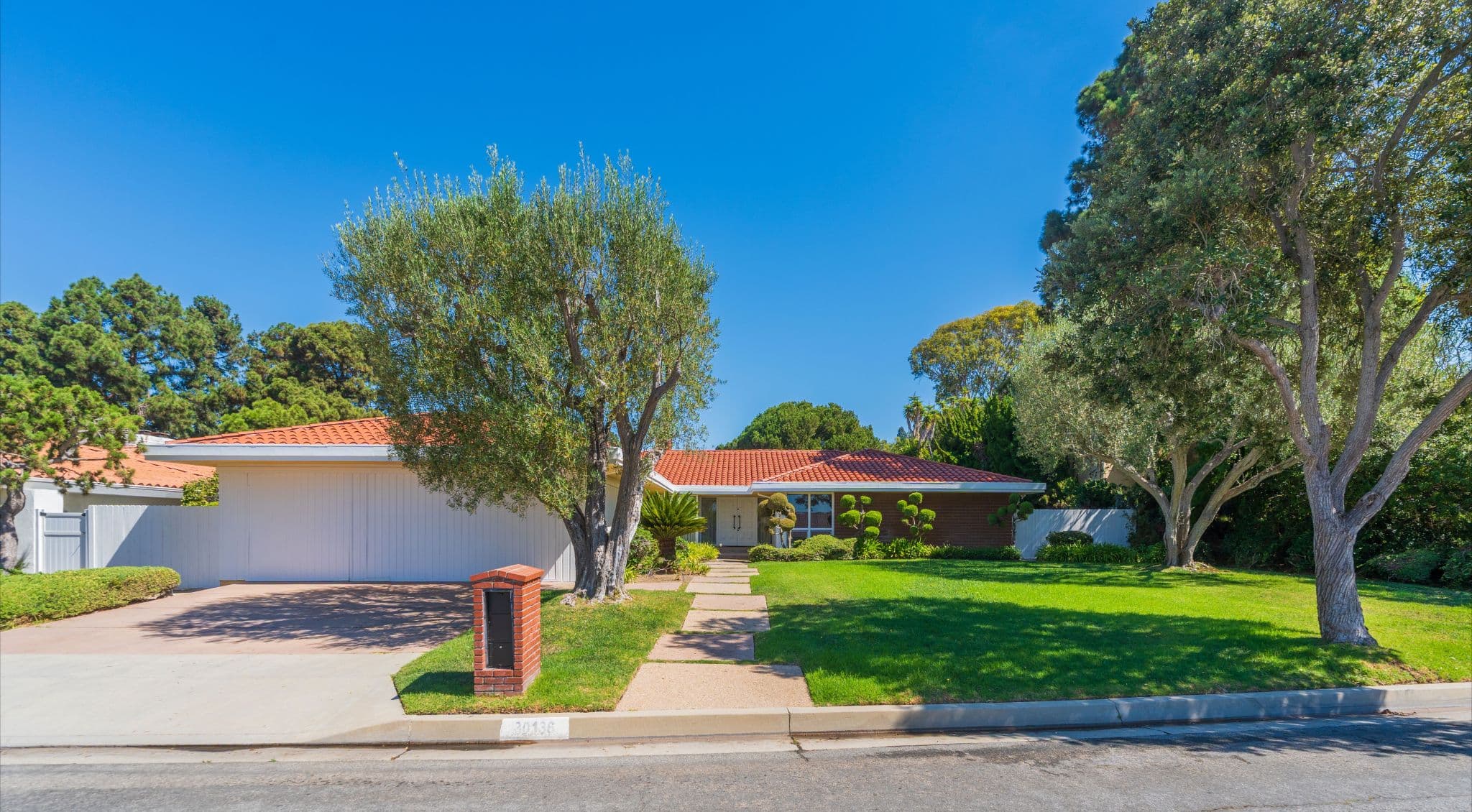 30136 Avenida de Calma — photo 1 of 5
