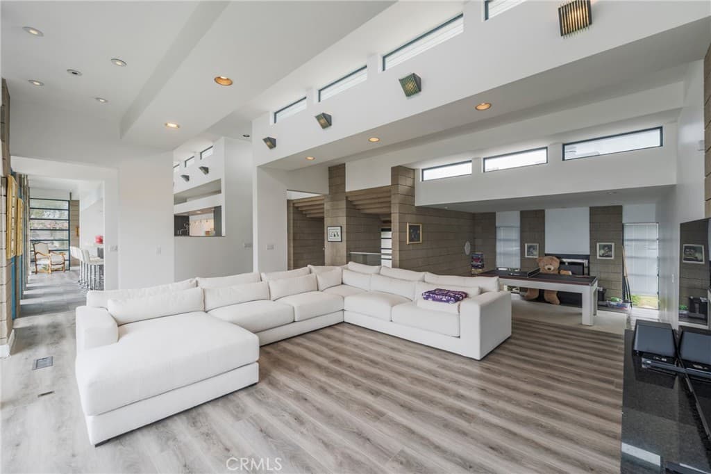 Just Listed | Architect-Designed Ocean View Home — gallery photo 4