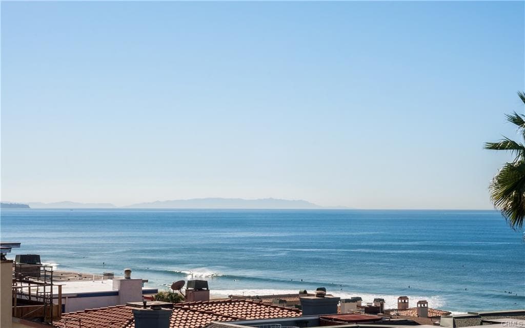 Open House Fri 12PM - 2PM, Sat & Sun 12PM - 3PM | Panoramic Ocean Views Steps to the Sand — exterior view