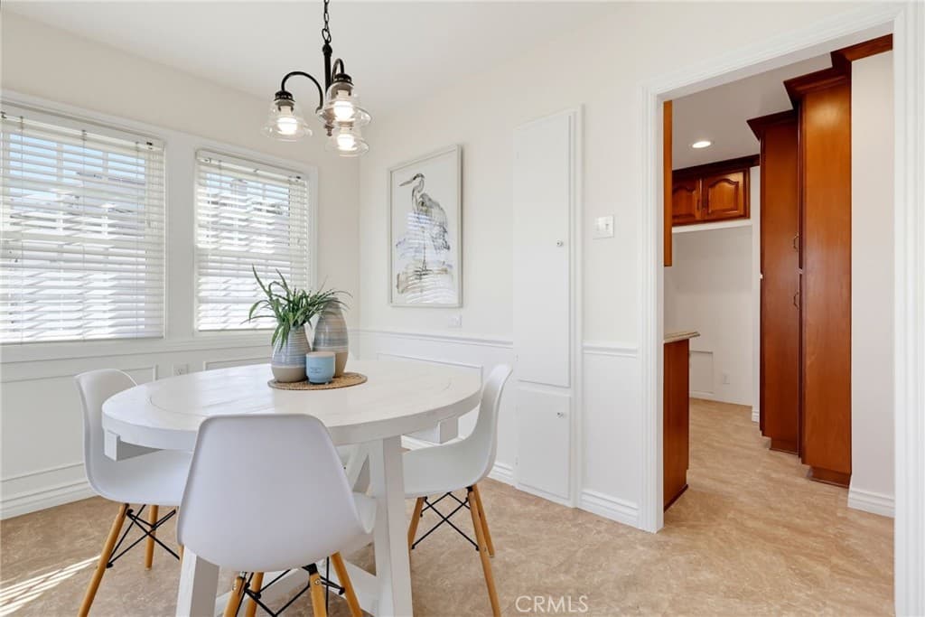 Just Listed | Broker's Open Wed 11AM - 1PM | 1923 Craftsman Plus Rear Cottage in San Pedro's Vista Del Oro — gallery photo 5