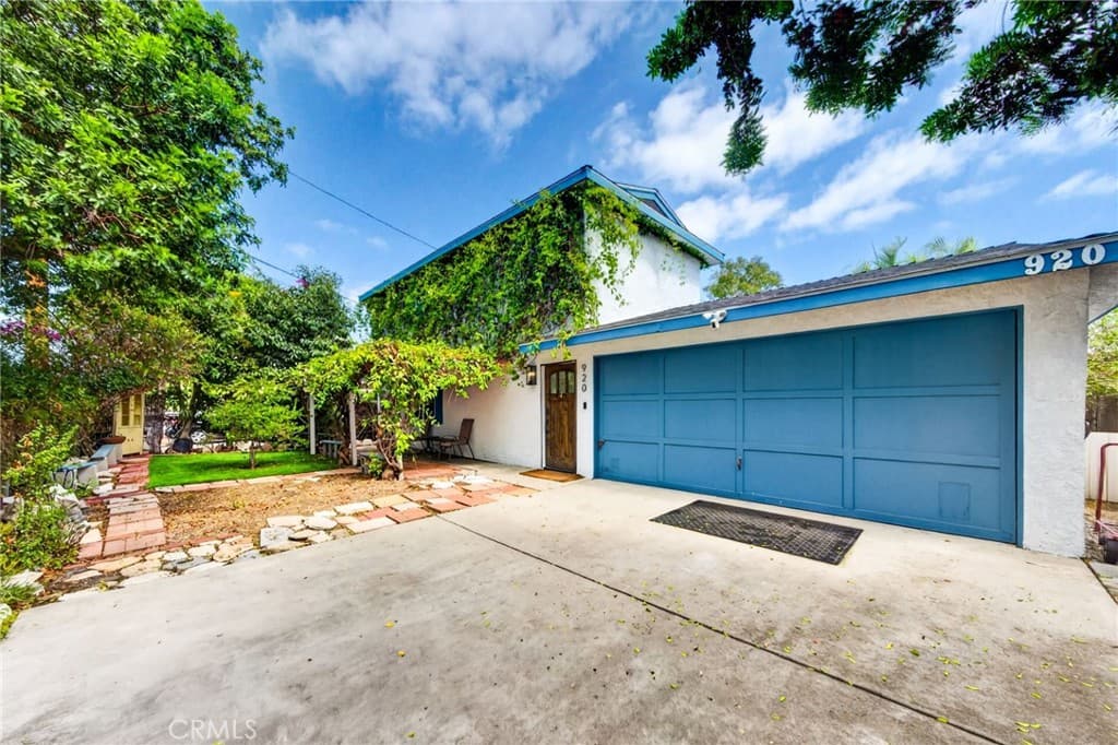 Charming Two-Story Bungalow with Modern Updates — gallery photo 3