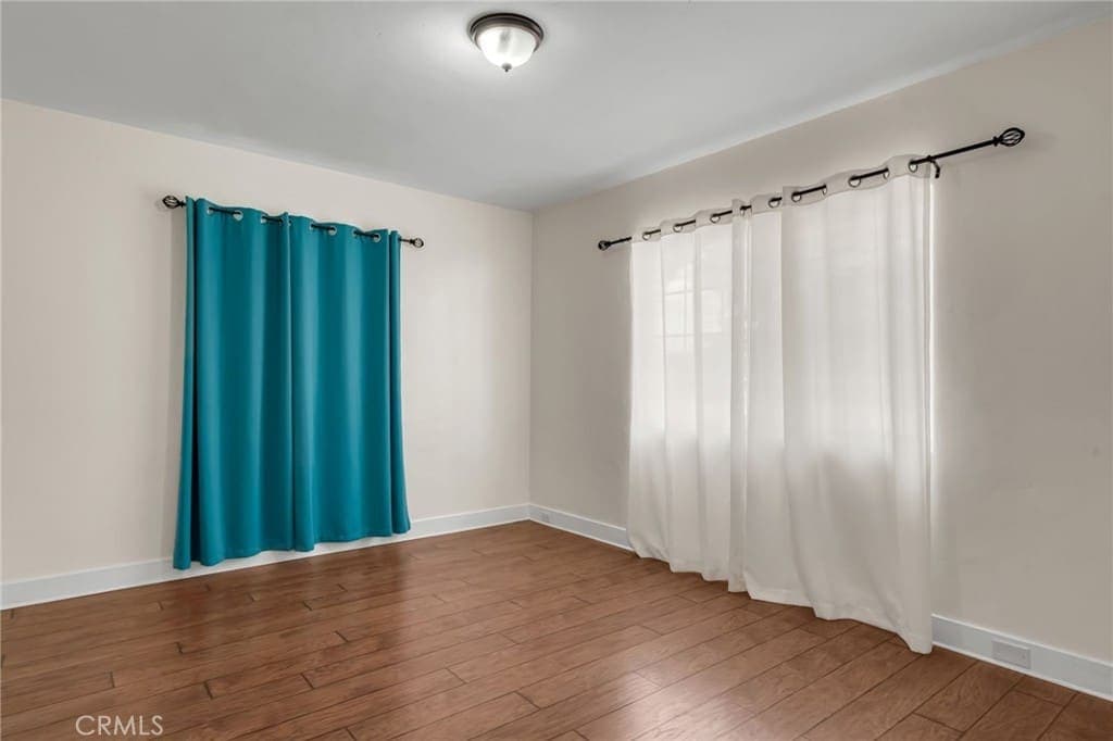 Just Sold: Turnkey Single-Level Home with Endless Appeal — gallery photo 5