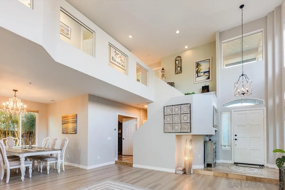 Home in the Clouds — gallery photo 3