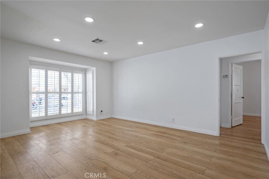 Just Sold | Charming Long Beach Home with ADU Potential — gallery photo 4