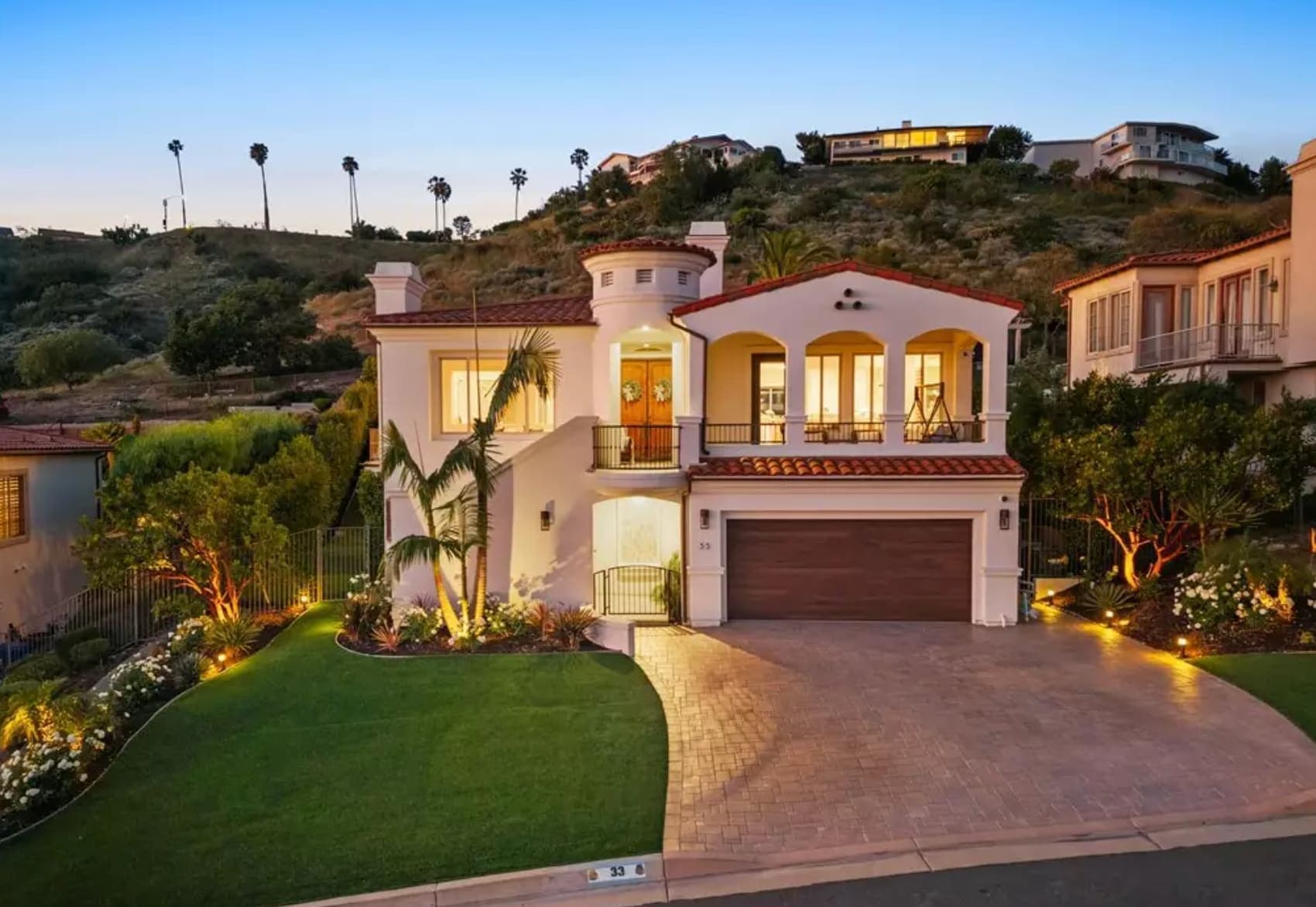 Spanish-style Residence with Sweeping Ocean and Catalina Island Views — exterior view
