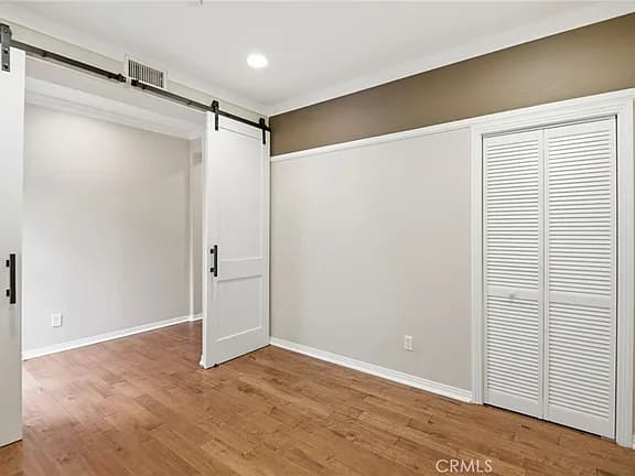SOLD! Beautiful Woodbury Home in Irvine — gallery photo 5