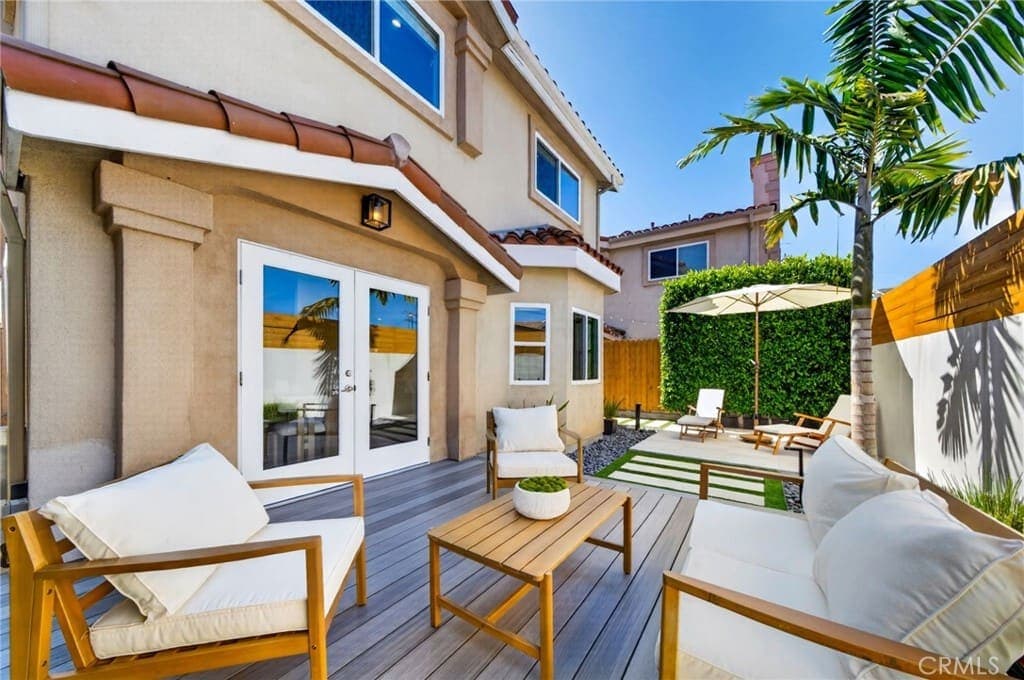 SOLD! Upgraded Lawndale Home Sells for $875,000 — gallery photo 4