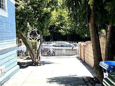 SOLD! San Pedro Duplex Sells for $629,000 — gallery photo 5