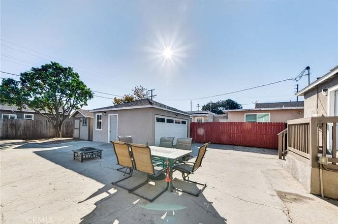 Just Sold: Remodeled Wilmington Home with Huge Lot — gallery photo 6