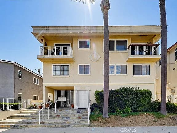 SOLD! Ocean-View Condo in San Pedro — exterior view