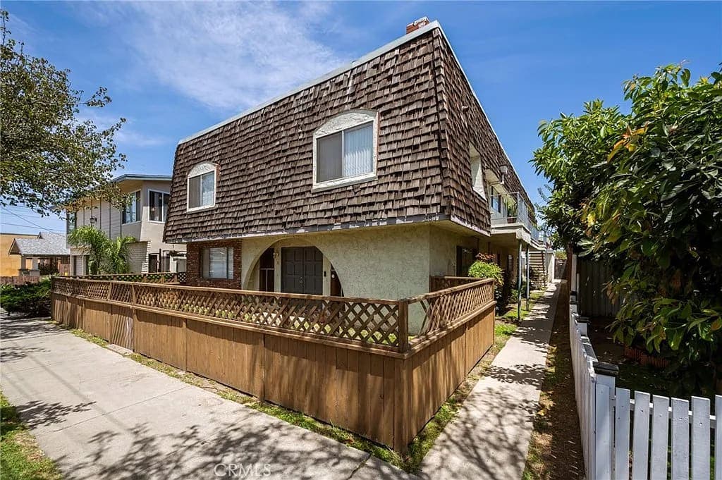 Photo of Just Listed: Turnkey Long Beach Quadruplex