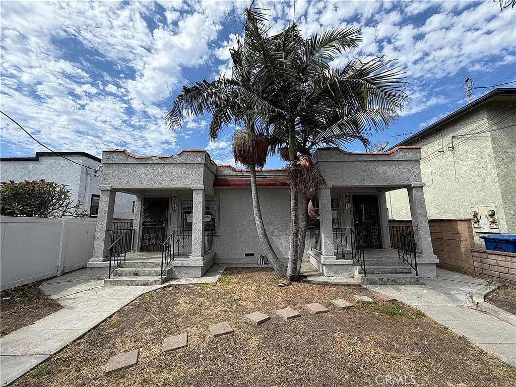 Just Listed: Vacant Point Fermin Duplex with Upside — exterior view