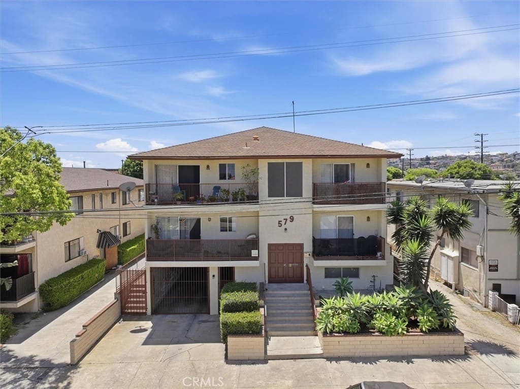 Just Listed | 8-Unit San Pedro Multifamily Near Waterfront • No LA Rent Control — exterior view
