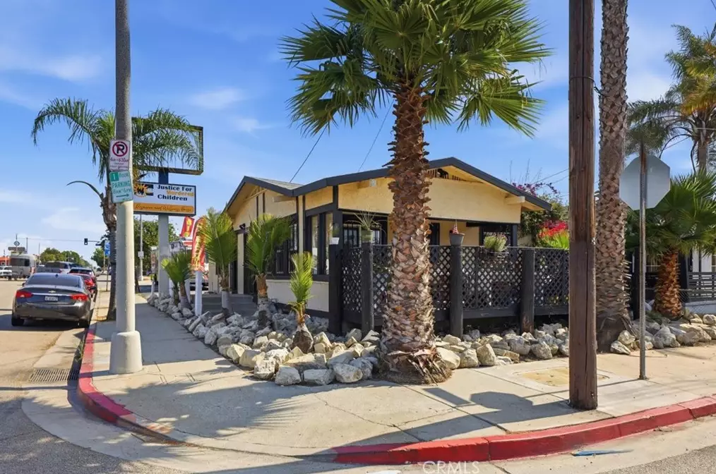 Just Listed: Income-Producing LAC2 on Gaffey St — exterior view