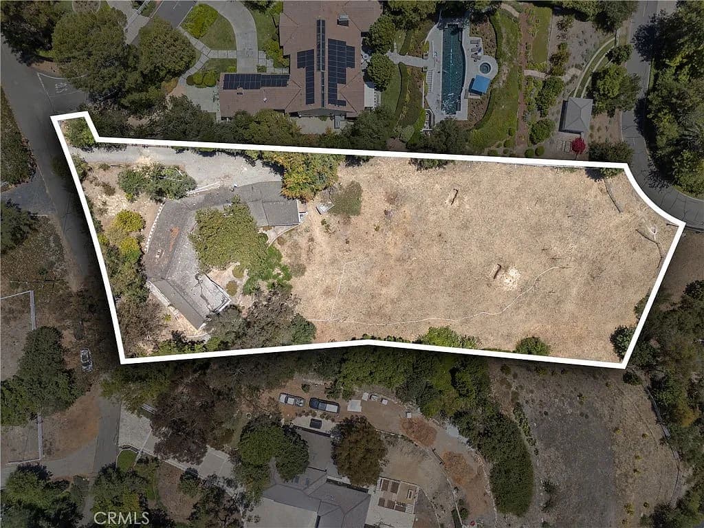 Just Listed | Luxury Estate Site with Ocean Views — gallery photo 3