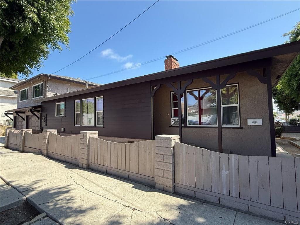 Just Sold | Income-Producing San Pedro Property — gallery photo 5