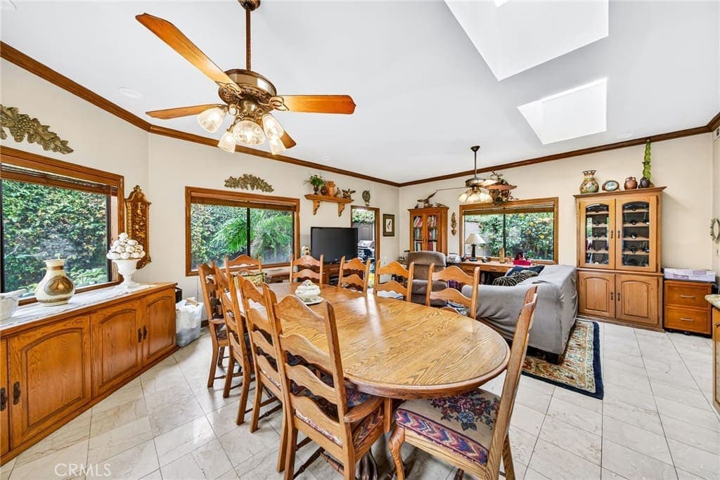 Just Sold | Mesa Woods Gem in Prime Costa Mesa — gallery photo 5