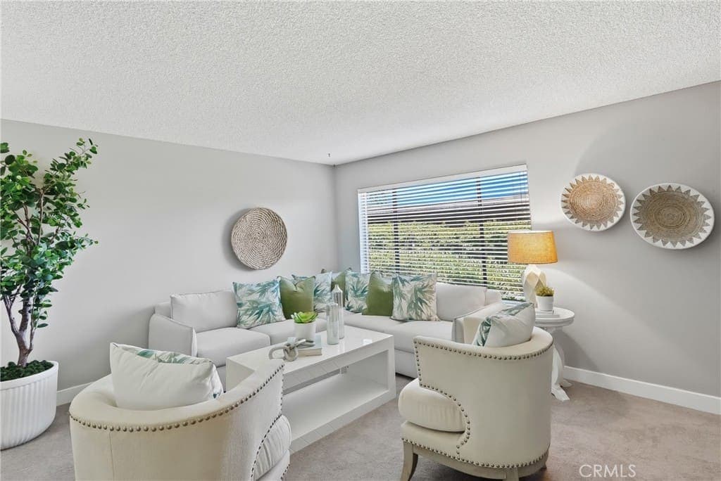 SOLD! Modern San Pedro Home Finds Its New Owners — gallery photo 3