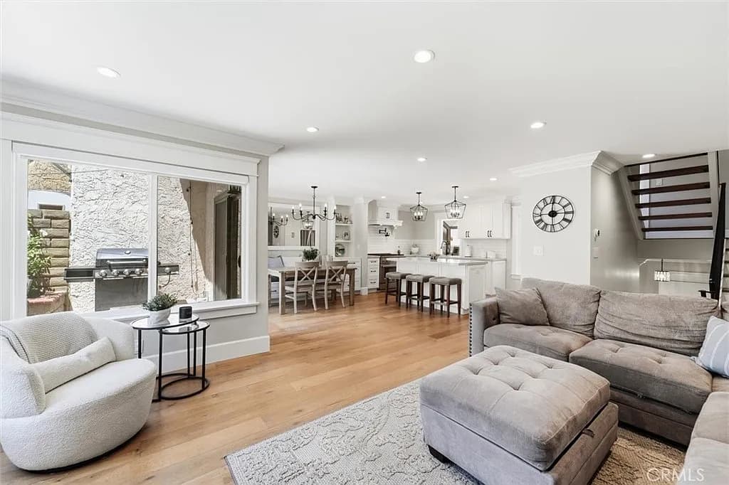 Just Listed | The Courtyards' Finest Home — gallery photo 4
