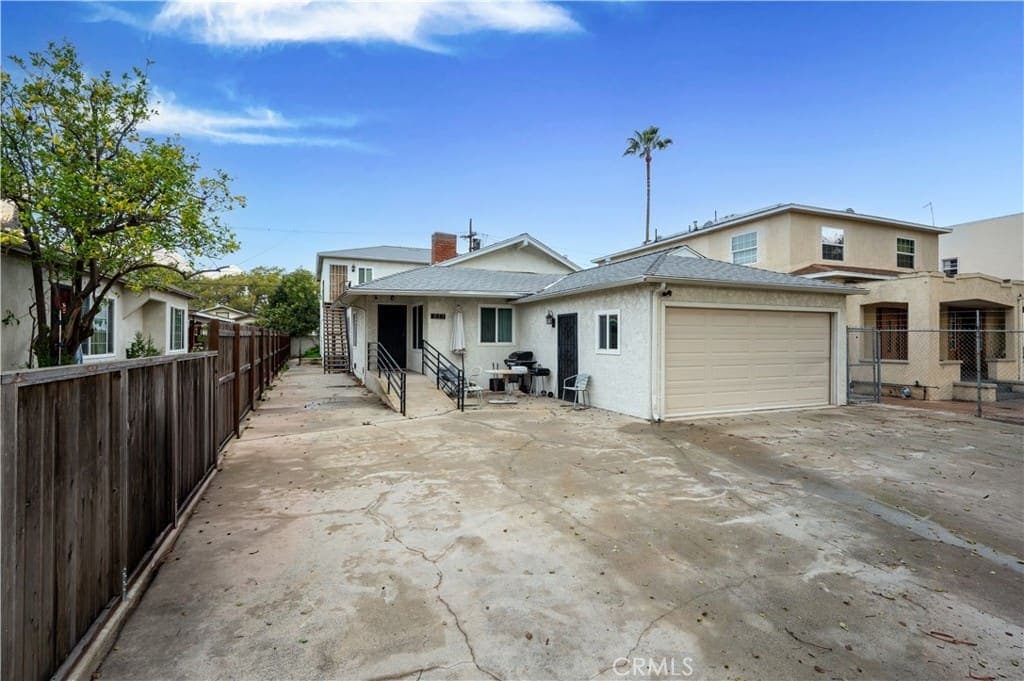 Just Listed | Prime Exposition Park 6-Bed Investment Near USC — exterior view
