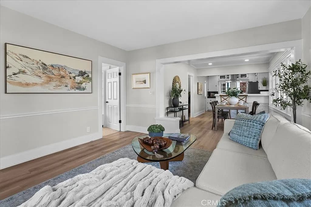 Just Listed: Timeless Old Torrance Gem — gallery photo 3