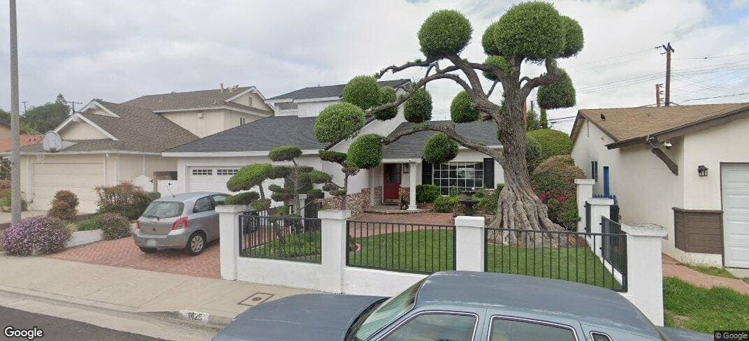 Another Successful San Pedro Sale! — exterior view