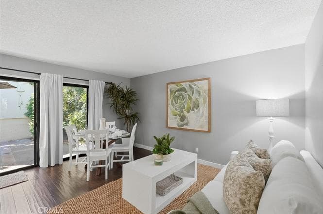 SOLD! Modern San Pedro Home Finds Its New Owners — gallery photo 5