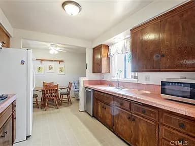 SOLD! North San Pedro Pool Home Finds New Owners — gallery photo 5