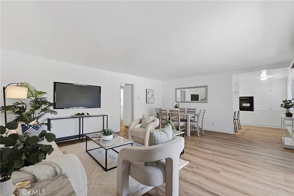 Photo of Just Listed | Upgraded 2BR Condo in Gardena